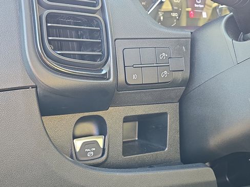 Used 2025 RAM ProMaster 2500 w/ Safety Group image 14