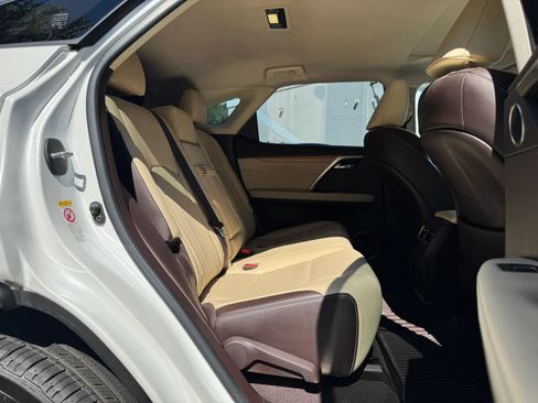 Used 2018 Lexus RX 350 AWD w/ Premium Package image 22