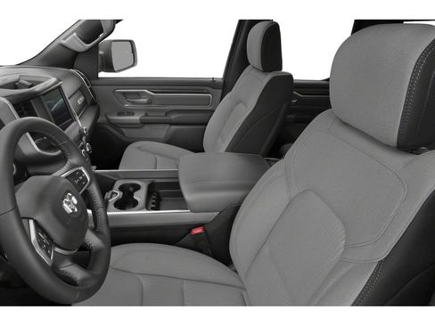 Used 2022 RAM 1500 Big Horn AWD/4WD image 6