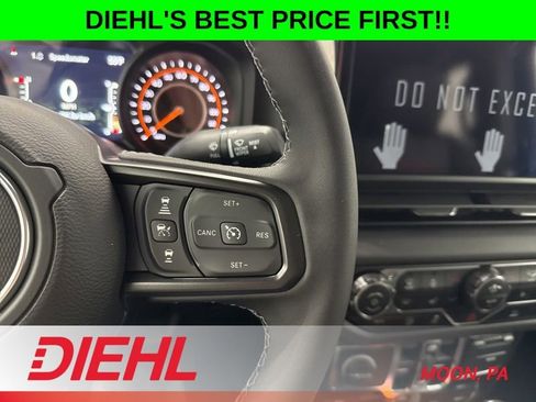 New 2026 Jeep Gladiator Rubicon AWD/4WD image 26