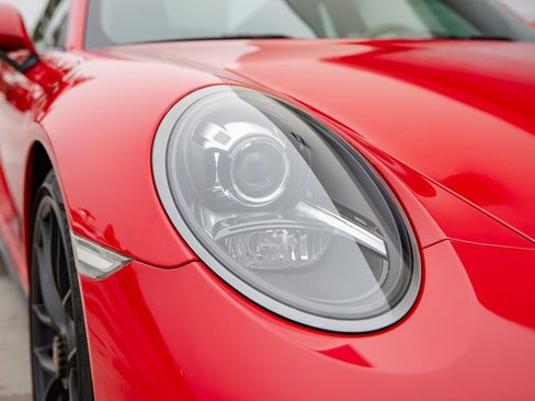 Certified 2019 Porsche 911 Carrera 4 GTS image 13