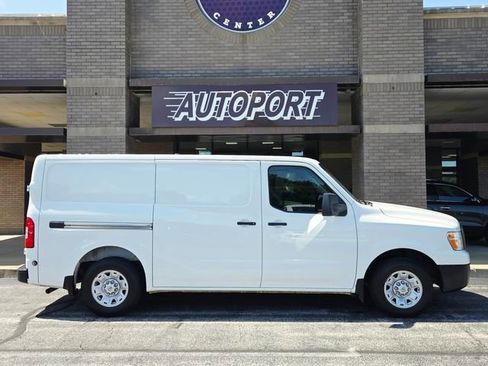 Used 2020 Nissan NV 2500 SV w/ Navigation Package RWD image 4