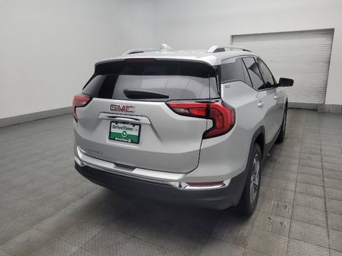 Used 2019 GMC Terrain SLT w/ Preferred Package FWD image 9