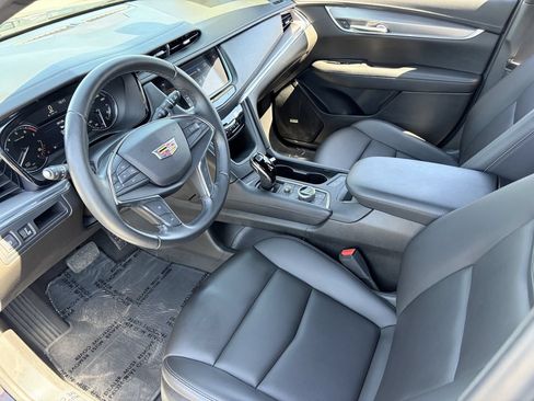 Used 2021 Cadillac XT5 Luxury FWD image 18