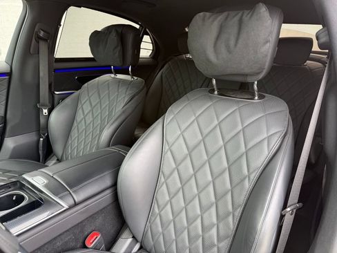 Used 2025 Mercedes-Benz S 580e 4MATIC Sedan image 20
