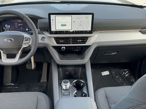 New 2026 Ford Explorer Active image 10