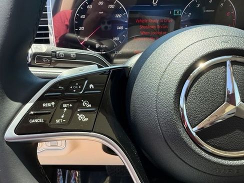 New 2026 Mercedes-Benz GLE 450 4MATIC image 17