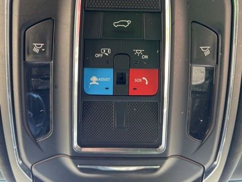 Certified 2023 Jeep Grand Cherokee Altitude AWD/4WD image 29