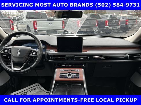 Used 2023 Lincoln Aviator Grand Touring w/ Equipment Group 301A image 11