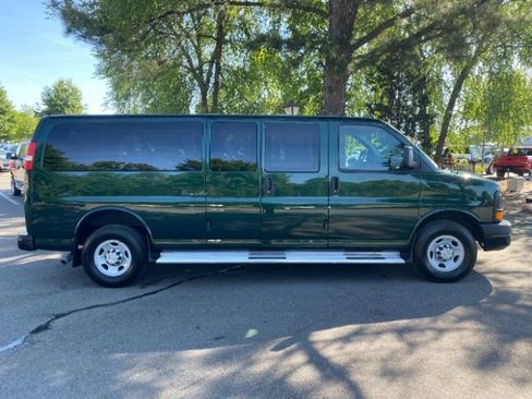 Used 2014 Chevrolet Express 3500 LS RWD image 7