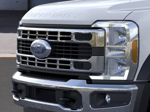 New 2026 Ford F550 4x4 Crew Cab Super Duty image 17