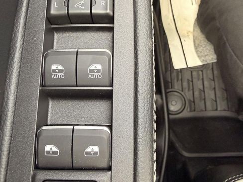 New 2026 RAM 1500 Laramie image 17