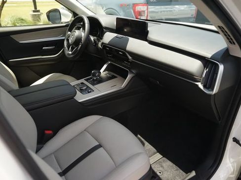 Used 2025 MAZDA CX-90 3.3 Turbo w/ Preferred Package AWD/4WD image 20