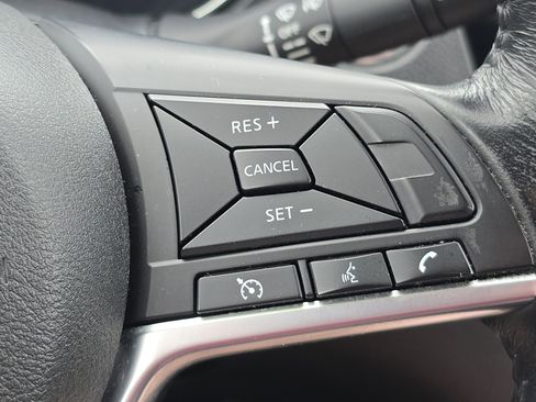 Used 2019 Nissan Rogue Sport SV w/ All-Weather Package image 10