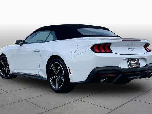 Used 2025 Ford Mustang Premium RWD image 11