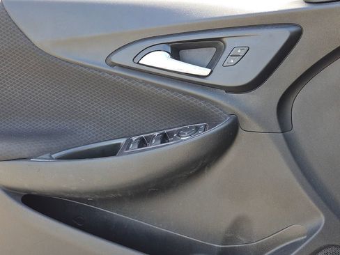 Used 2021 Chevrolet Malibu LT FWD image 26