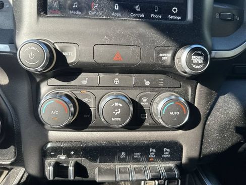 Used 2020 RAM 1500 Big Horn AWD/4WD image 20