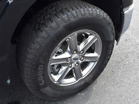 Used 2025 Ford F150 XLT w/ Equipment Group 301A Standard image 9