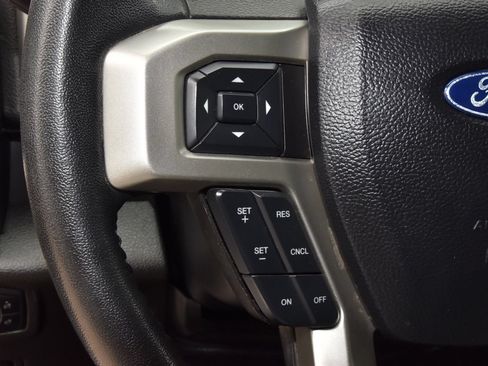 Used 2020 Ford F250 Lariat w/ Tremor Off-Road Package AWD/4WD image 23