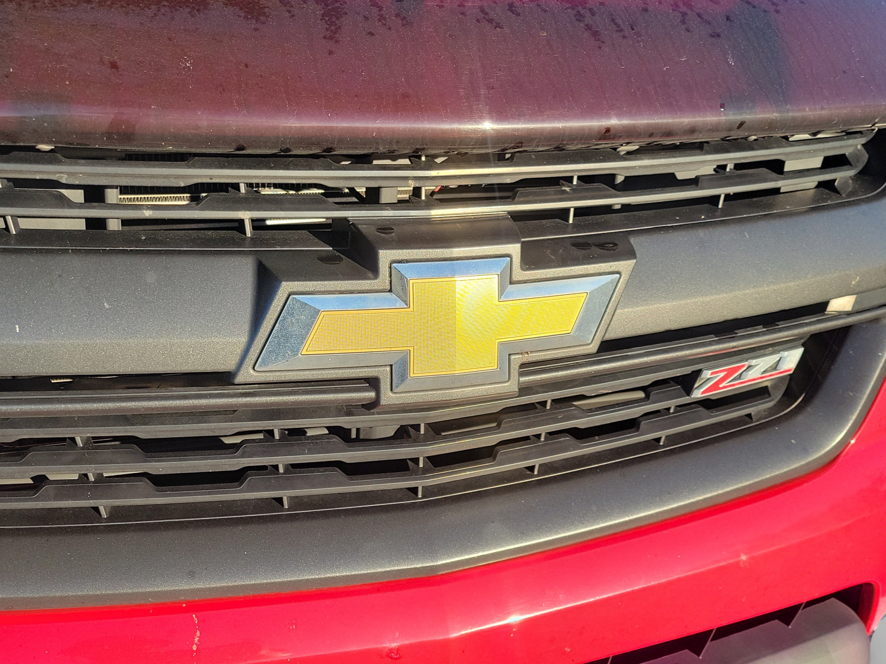 Used 2018 Chevrolet Colorado Z71 w/ LPO, Premium Interior Package AWD/4WD image 8
