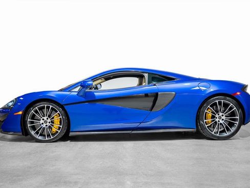 Used 2017 McLaren 570S Coupe image 27