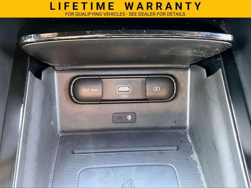 Used 2022 Kia Telluride SX w/ Towing Package FWD image 29