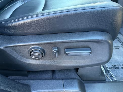 Used 2023 Honda Odyssey EX-L image 12