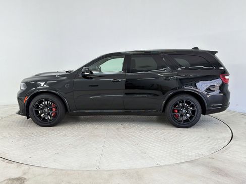 Used 2021 Dodge Durango SRT Hellcat w/ Technology Group image 2