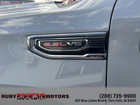 Used 2024 GMC Sierra 1500 AT4 w/ Technology Package AWD/4WD image 19