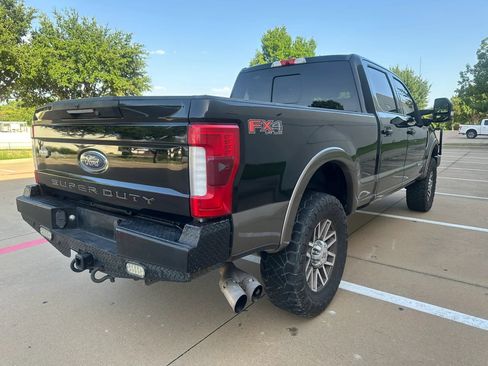 Used 2018 Ford F250 King Ranch w/ King Ranch Ultimate Package AWD/4WD image 11