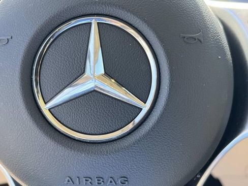 Used 2022 Mercedes-Benz GLC 300 image 37