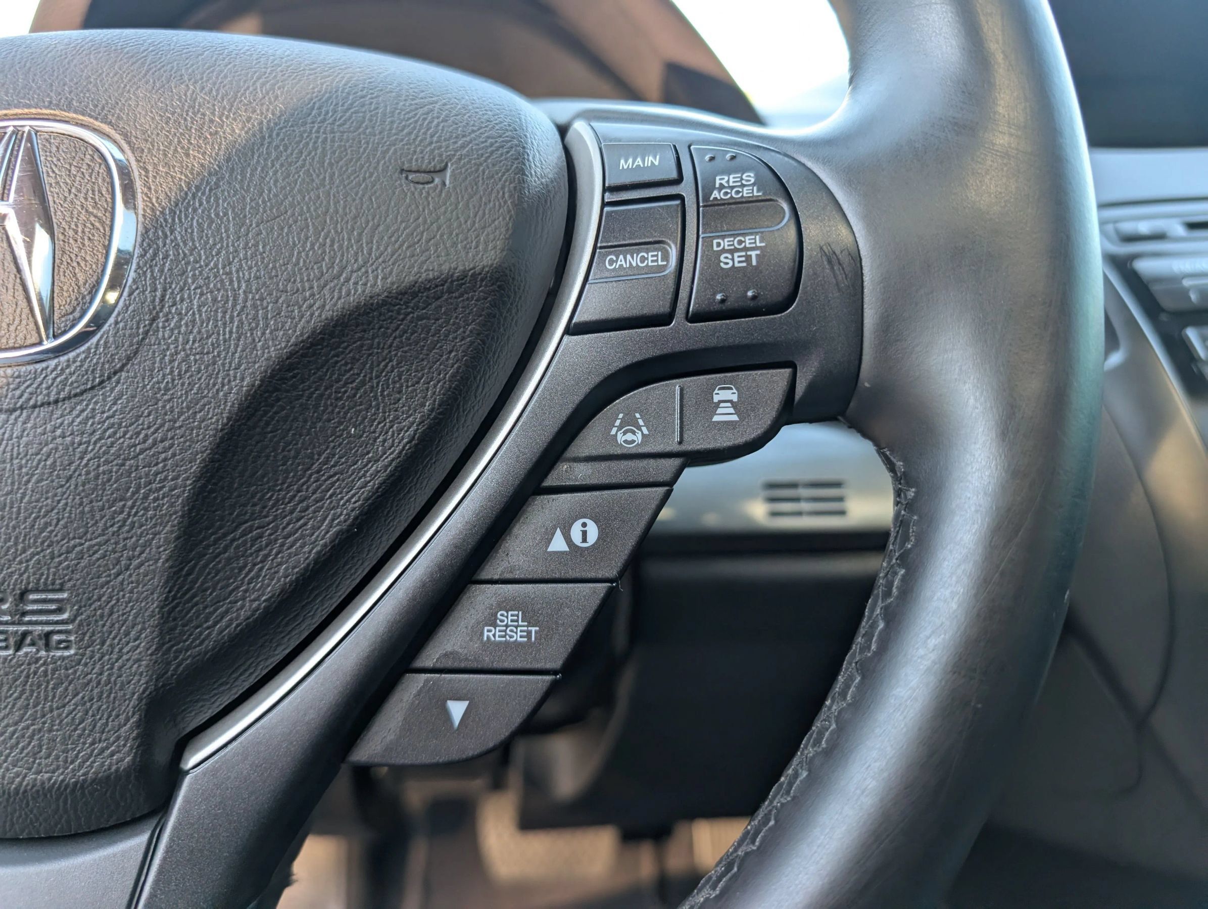 Used 2018 Acura RDX FWD image 23