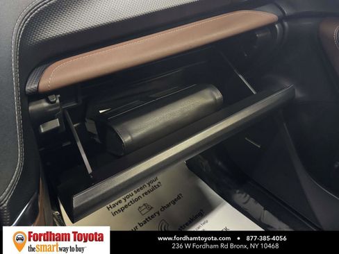 Used 2023 Subaru Forester Touring image 33