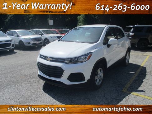 Used 2020 Chevrolet Trax LS AWD/4WD image 1