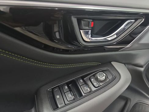 Used 2025 Subaru Outback Onyx Edition image 28