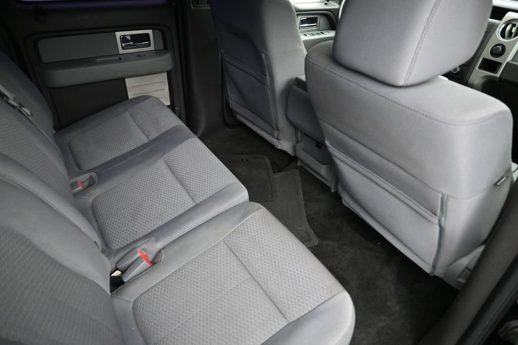 Used 2011 Ford F150 XLT w/ XLT Chrome Pkg AWD/4WD image 28