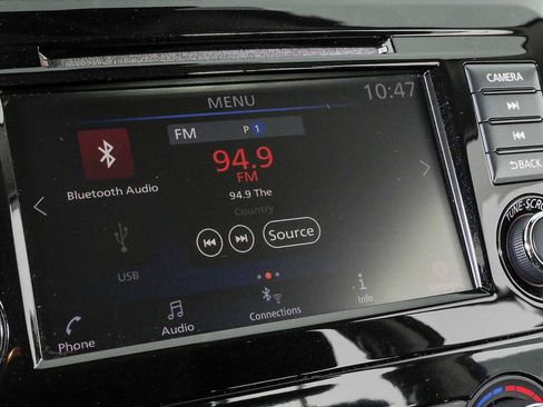 Used 2020 Nissan Rogue S w/ Special Edition Package FWD image 13