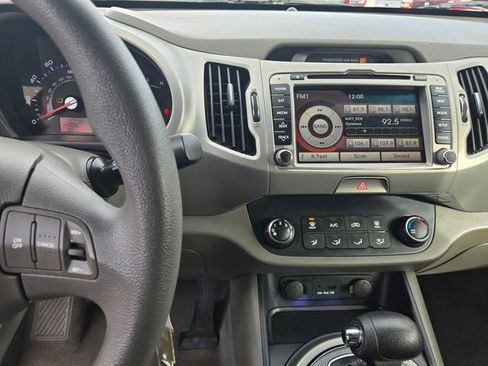 Used 2012 Kia Sportage LX w/ Navigation Pkg image 15