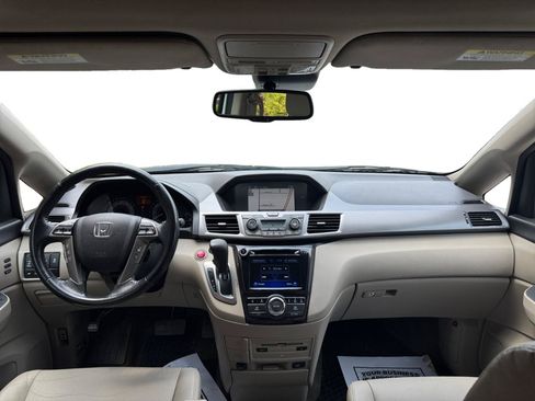 Used 2015 Honda Odyssey Touring image 8
