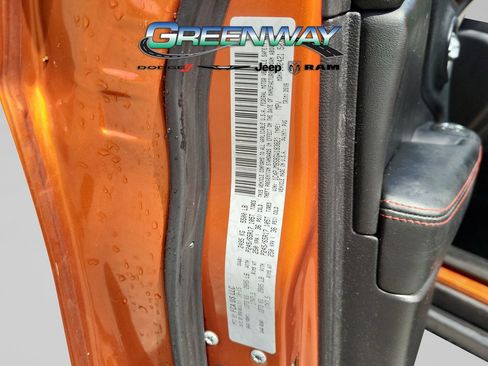 Used 2016 Jeep Cherokee Trailhawk w/ Comfort/Convenience Group image 34