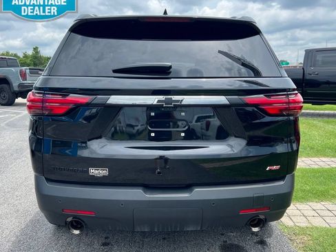 Used 2022 Chevrolet Traverse RS w/ LPO, Floor Liner Package FWD image 5