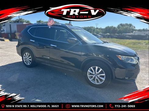 Used 2020 Nissan Rogue SV FWD image 6