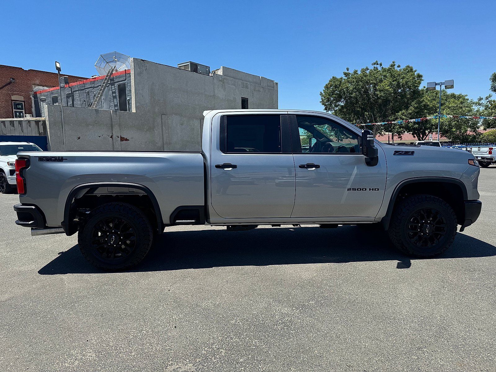 New 2026 Chevrolet Silverado 2500 LT w/ Trail Boss Package AWD/4WD image 2
