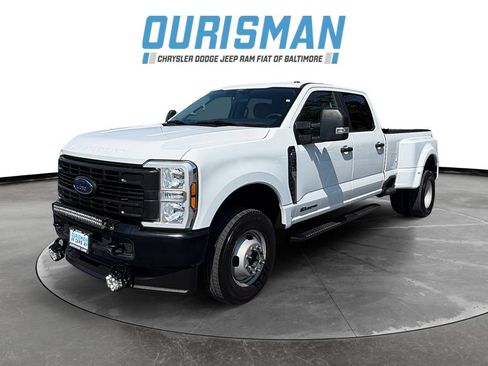 Used 2024 Ford F350 XL AWD/4WD image 2