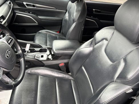Used 2020 Kia Telluride S w/ S 8 Passenger Seating Package image 15