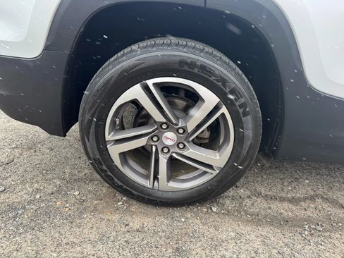 Used 2018 GMC Terrain SLT w/ Preferred Package AWD/4WD image 30