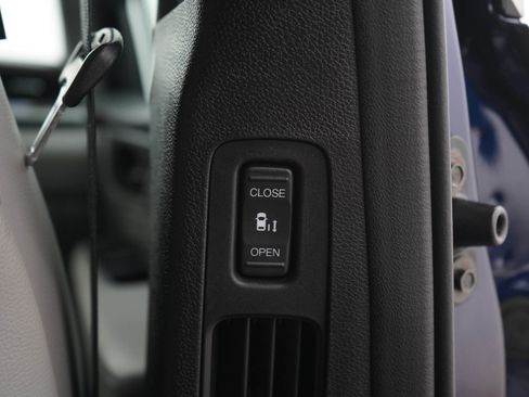 Used 2020 Honda Odyssey EX-L image 18