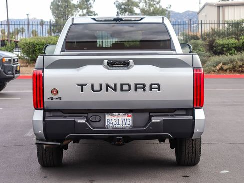Used 2024 Toyota Tundra Limited AWD/4WD image 6