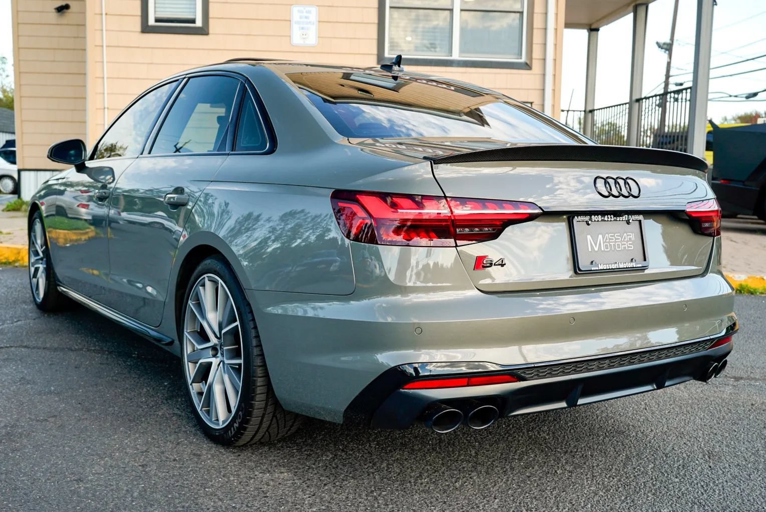 Used 2023 Audi S4 Premium Plus w/ Premium Plus Package AWD/4WD image 7