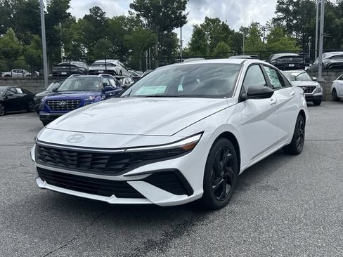New 2026 Hyundai Elantra Sport FWD image 3